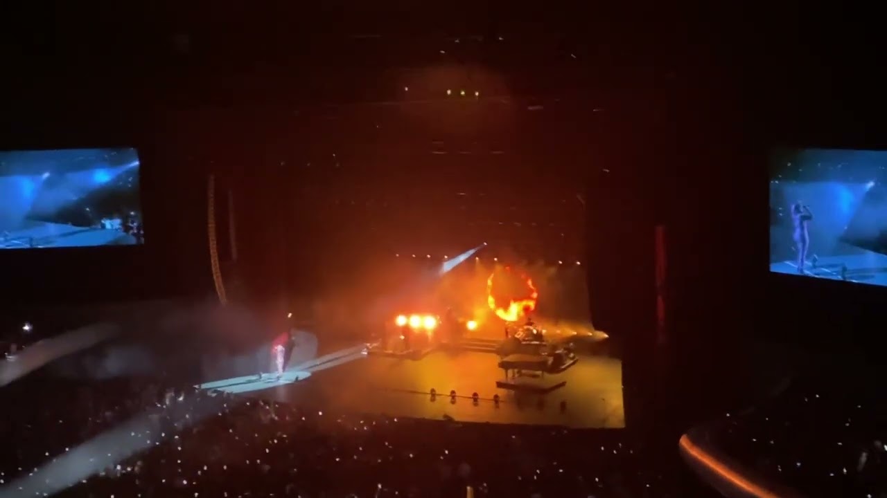 Attend a performance at the National Auditorium in Mexico City (Auditorio Nacional)